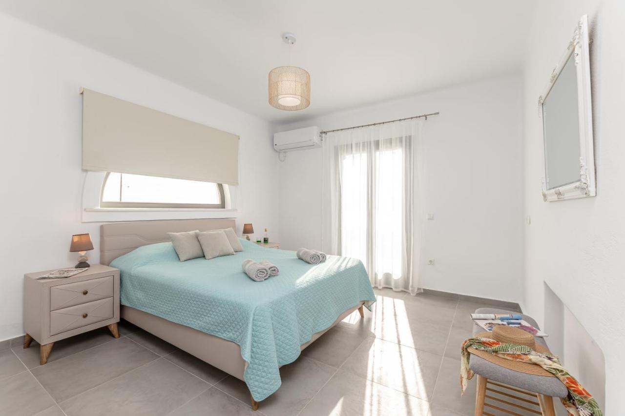 Dionysus House And Ariadne Apartment Stelida  Exterior photo