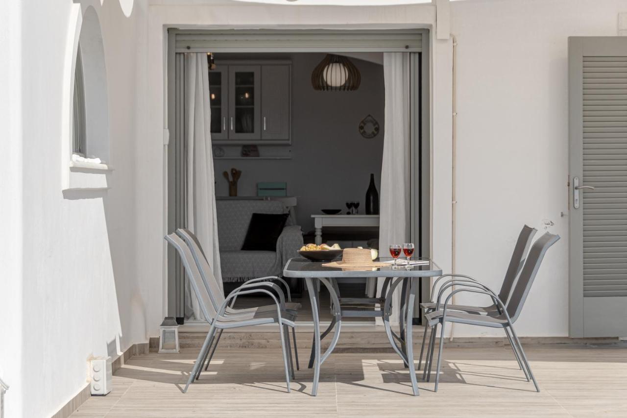 Dionysus House And Ariadne Apartment Stelida  Exterior photo